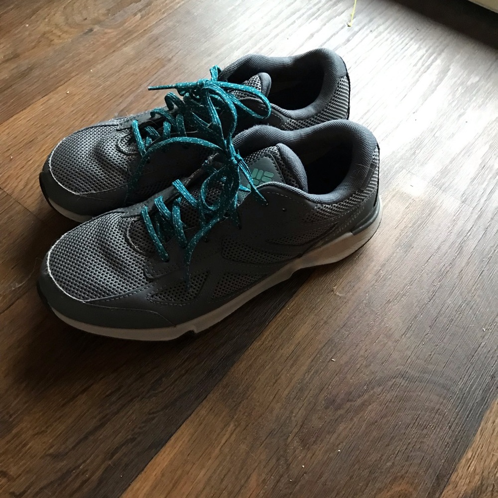 Columbia Gray Sneakers with Teal Laces